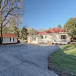 Upcountry Inn