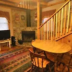 Mountain Cabin In Woods 3 Minutes To Helen #13