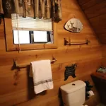 Cozy Cabin W/ Fireplace 3 Minutes To Helen! #2.