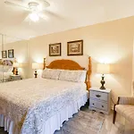 Chattahoochee River Edge Condominiums