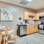 Spacious Home In Helen With Porch And Balcony!