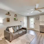 1 Block To Main St And River Downtown Helen Condo