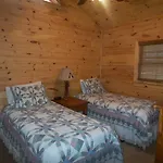 Bear Crossing Cabin
