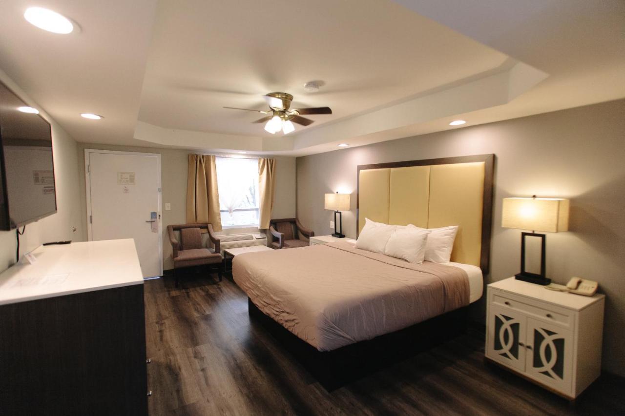 Riverbend & Motel