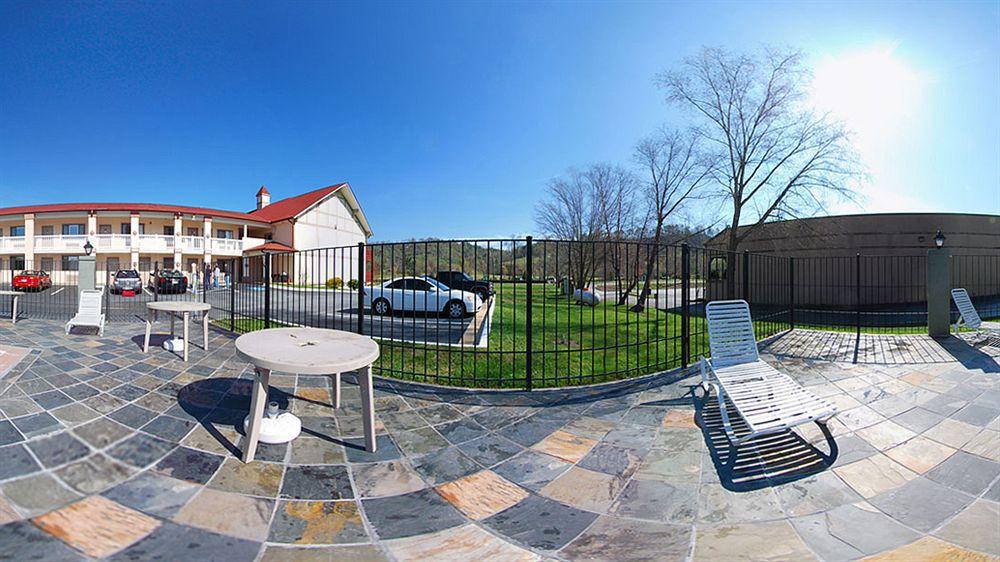 Motel Baymont By Wyndham 3*