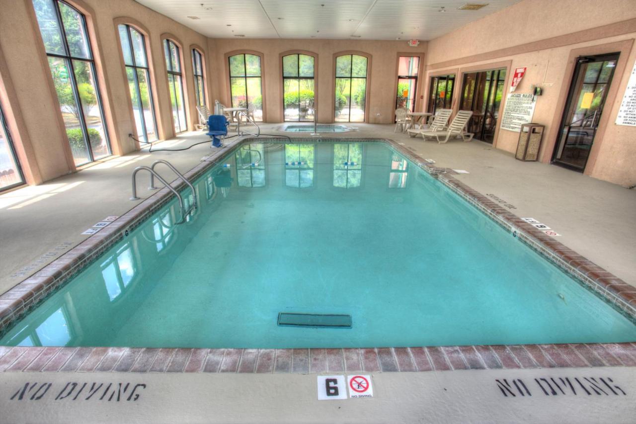 Inn Budgetel And 3*
