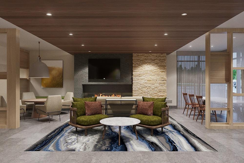 Hotel Fairfield & By Marriott Helen