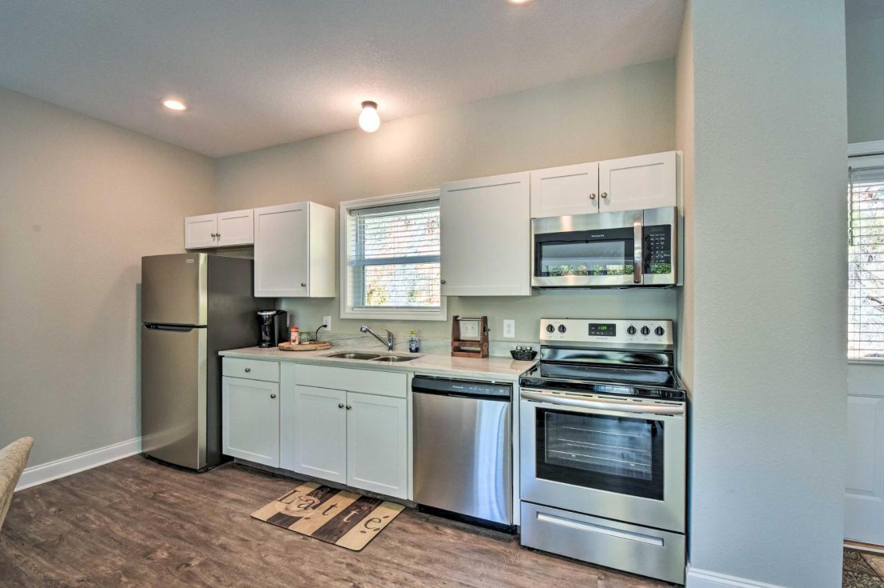 Holiday home Lovely Townhome With Golf Course Views!