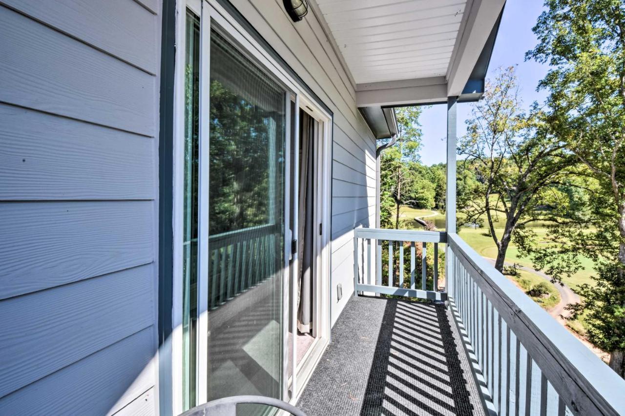 Holiday home Lovely Townhome With Golf Course Views!
