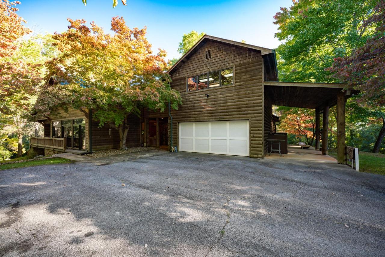Mountain View Helen! Luxury Retreat In Downtown Helen!