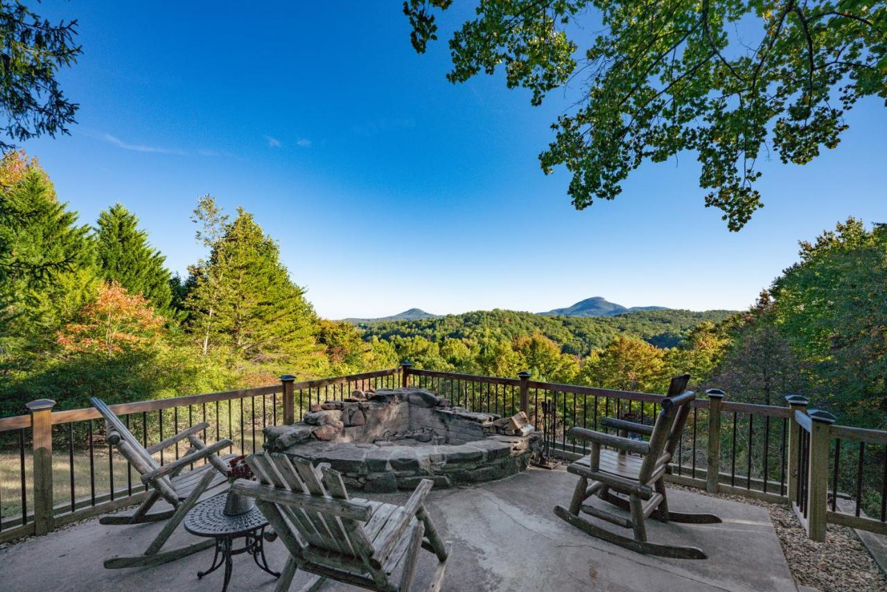 Mountain View Helen! Luxury Retreat In Downtown Helen! Holiday home *