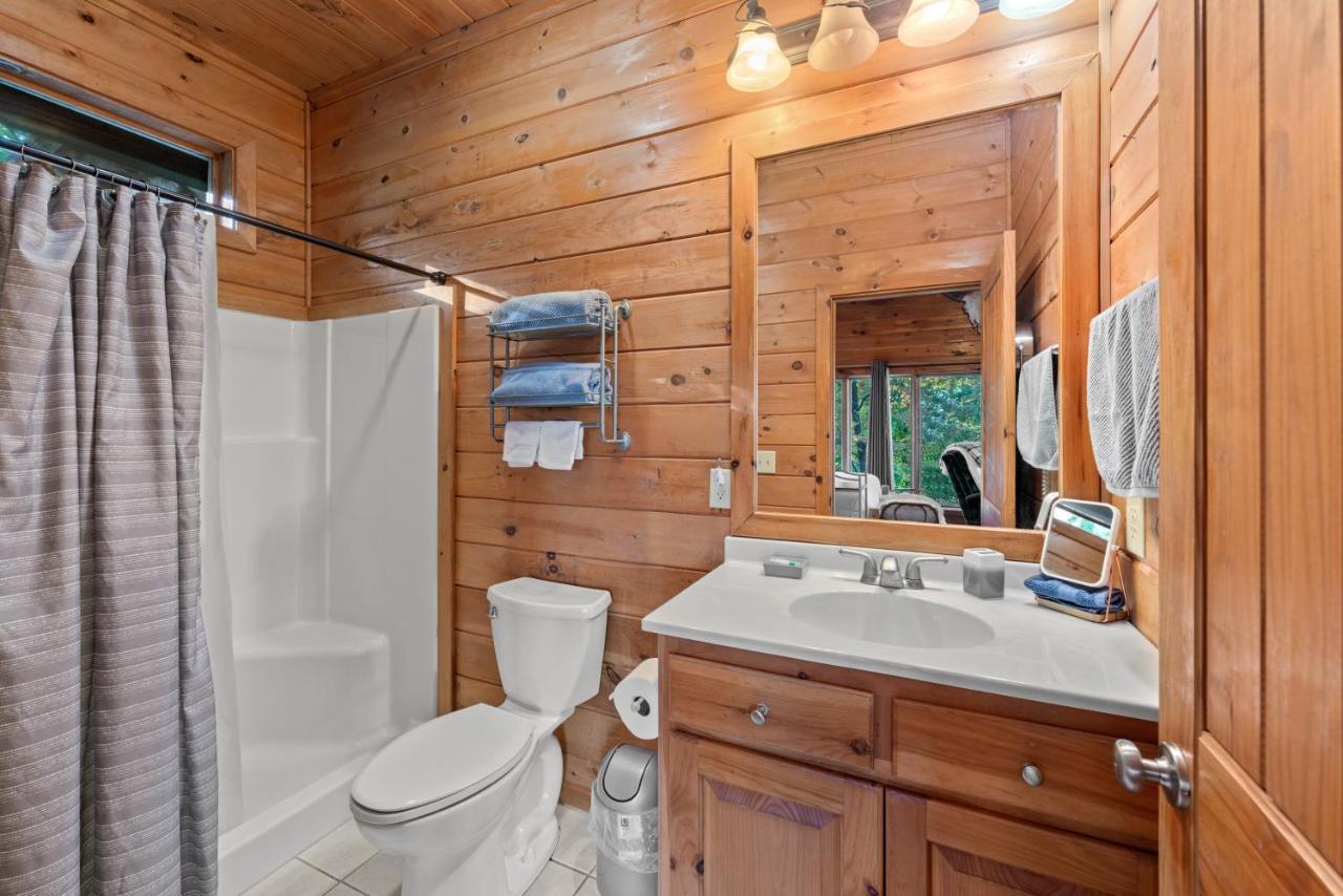 Mountain View Helen! Luxury Retreat In Downtown Helen! Holiday home Helen