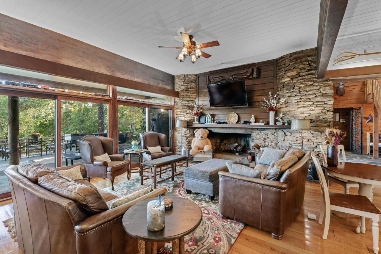 Mountain View Helen! Luxury Retreat In Downtown Helen! Helen