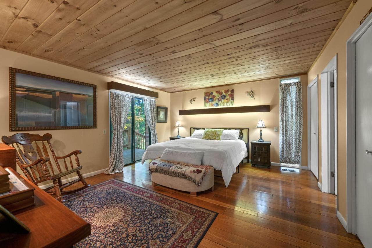 Holiday home Mountain View Helen! Luxury Retreat In Downtown Helen! Helen