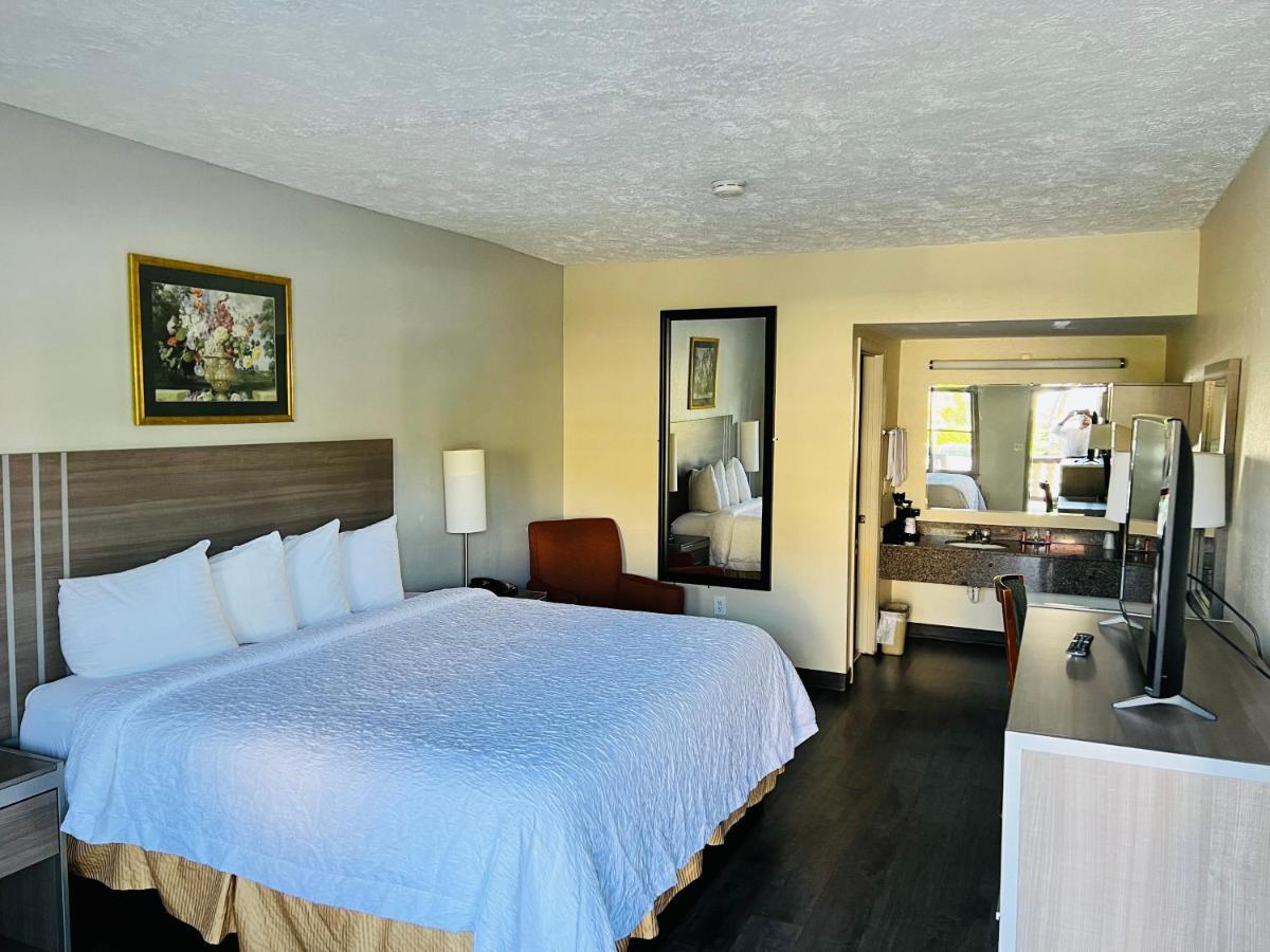 Inn Alpine Valley 2*