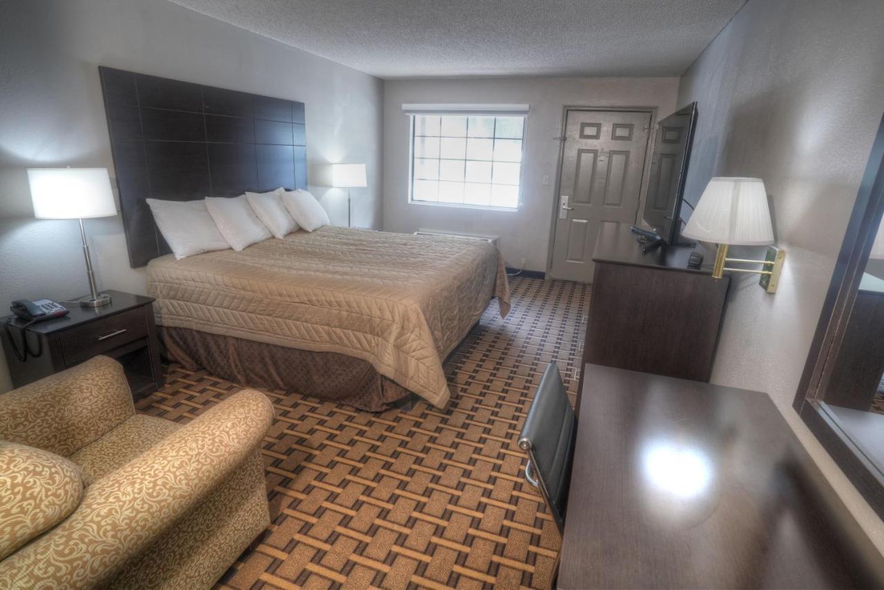 Amerivu & - - Downtown Motel Helen