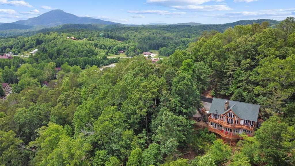 Villa Lily's Lookout - Helen, Ga *