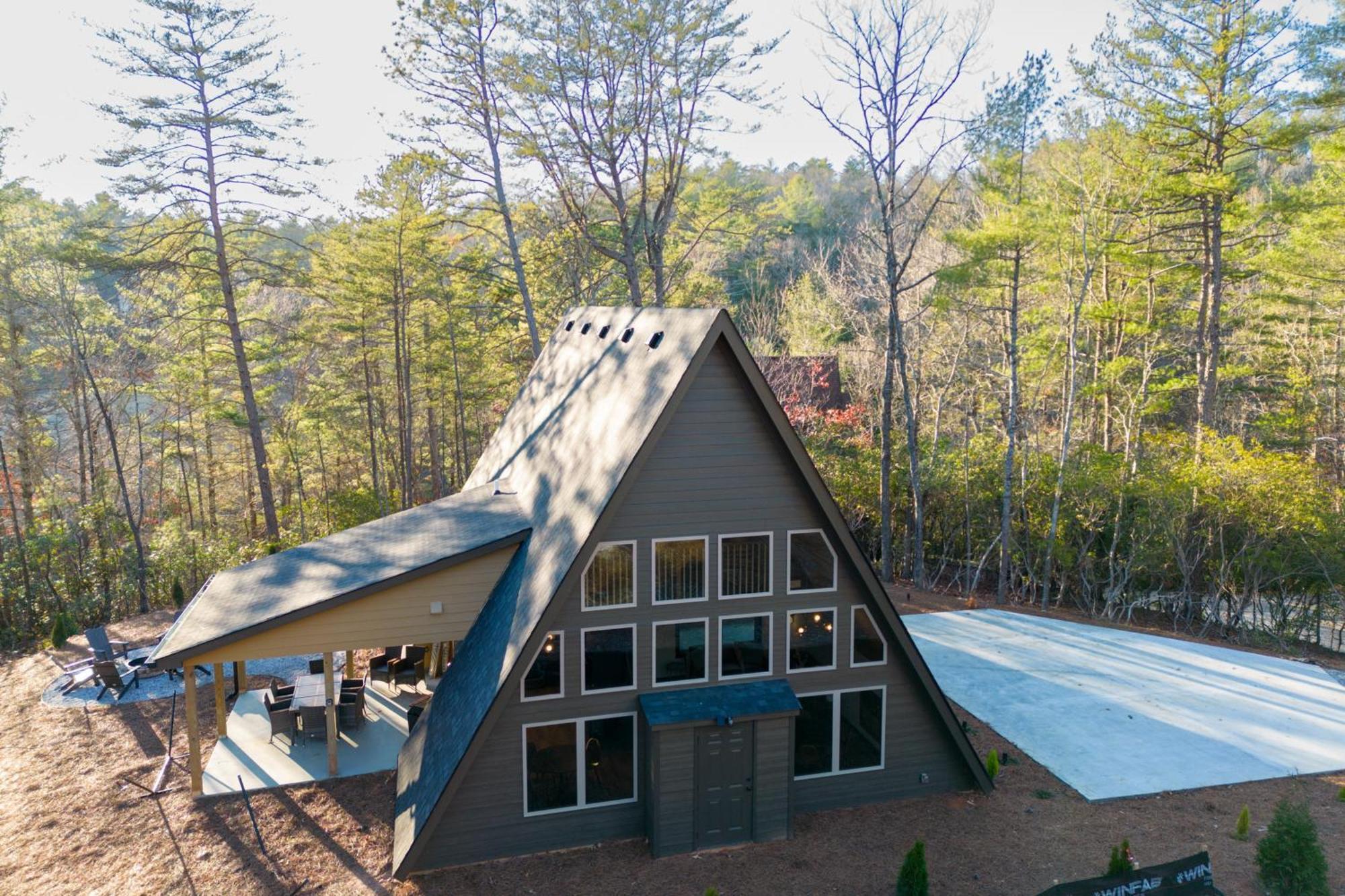 The Evergreen A-frame * Helen