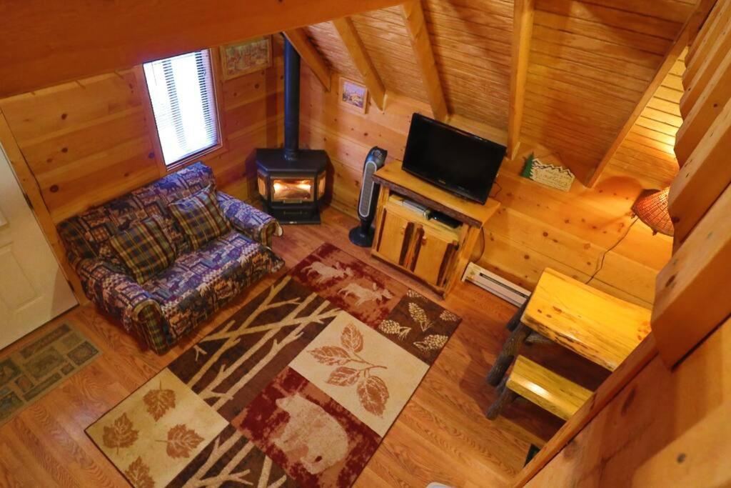 Cozy W/ Fireplace 3 Minutes To Helen! #2.