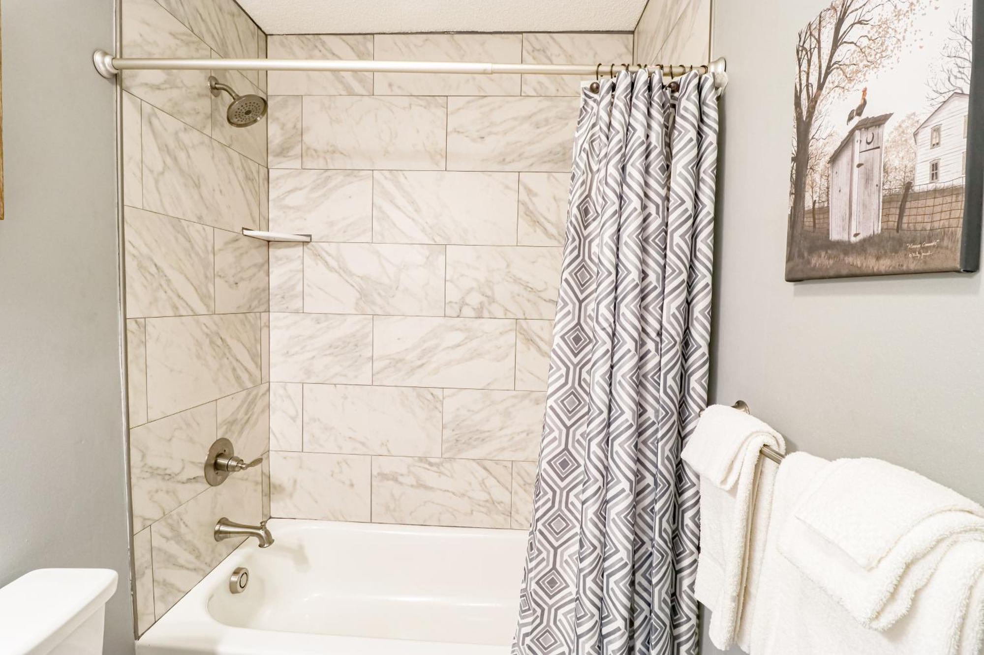 Chattahoochee River Edge Apartment