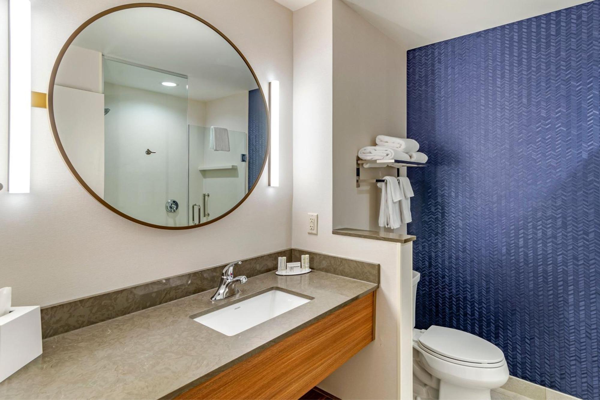 Fairfield & By Marriott Helen