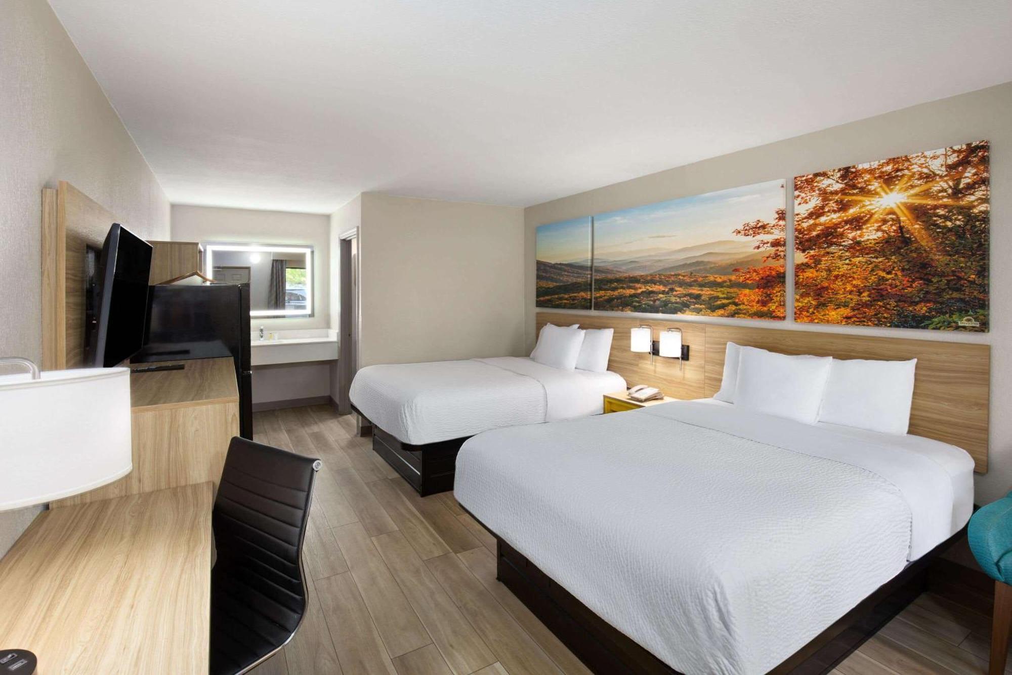 Days By Wyndham Hotel