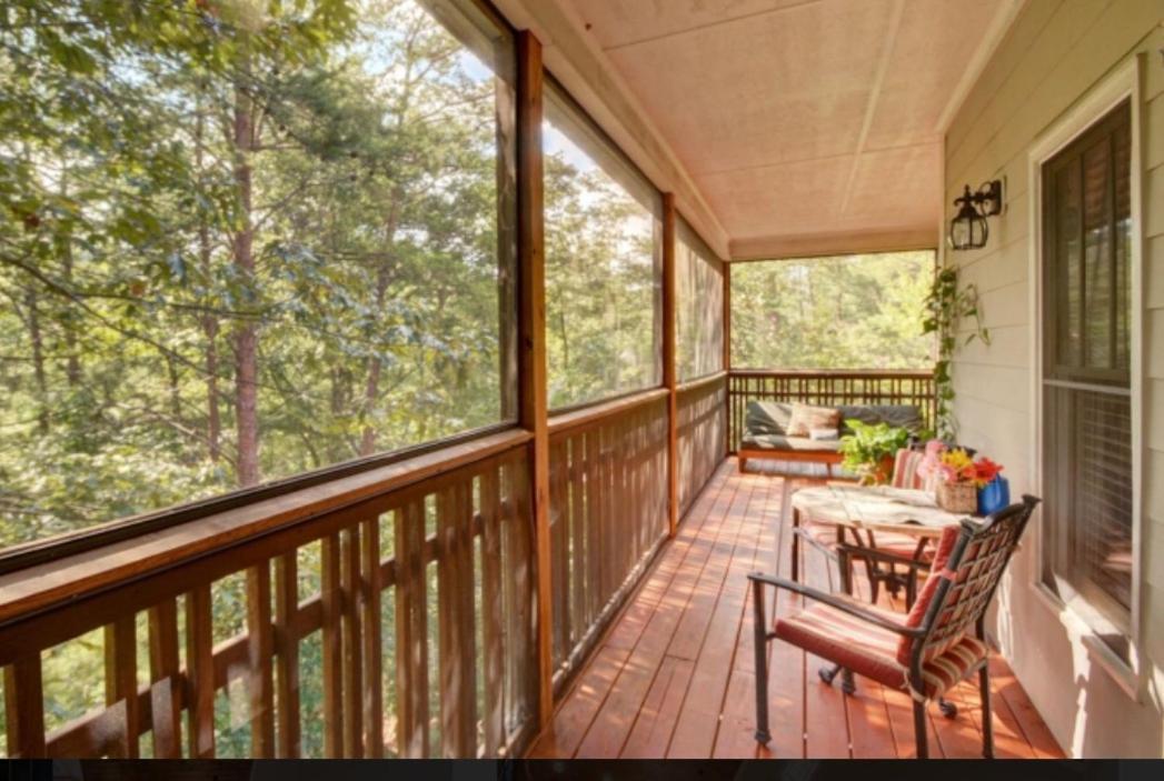 Holiday home Hilltop Haven *