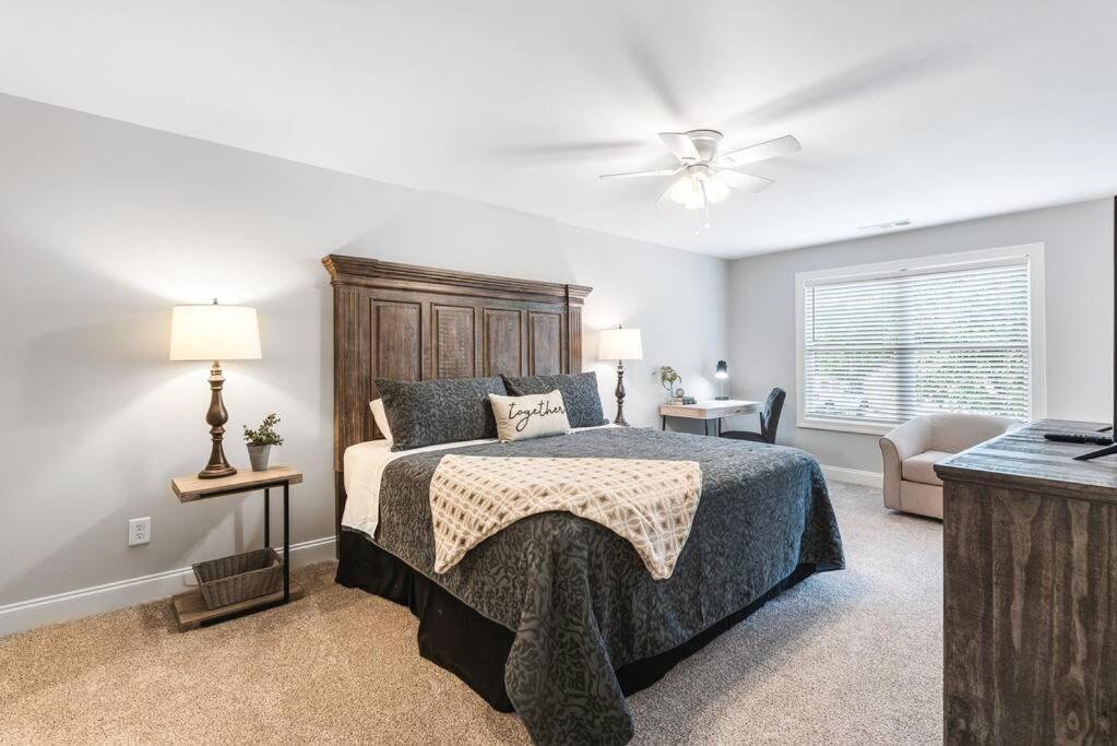 Holiday home Cozy Yonah Mountain View In Downtown *