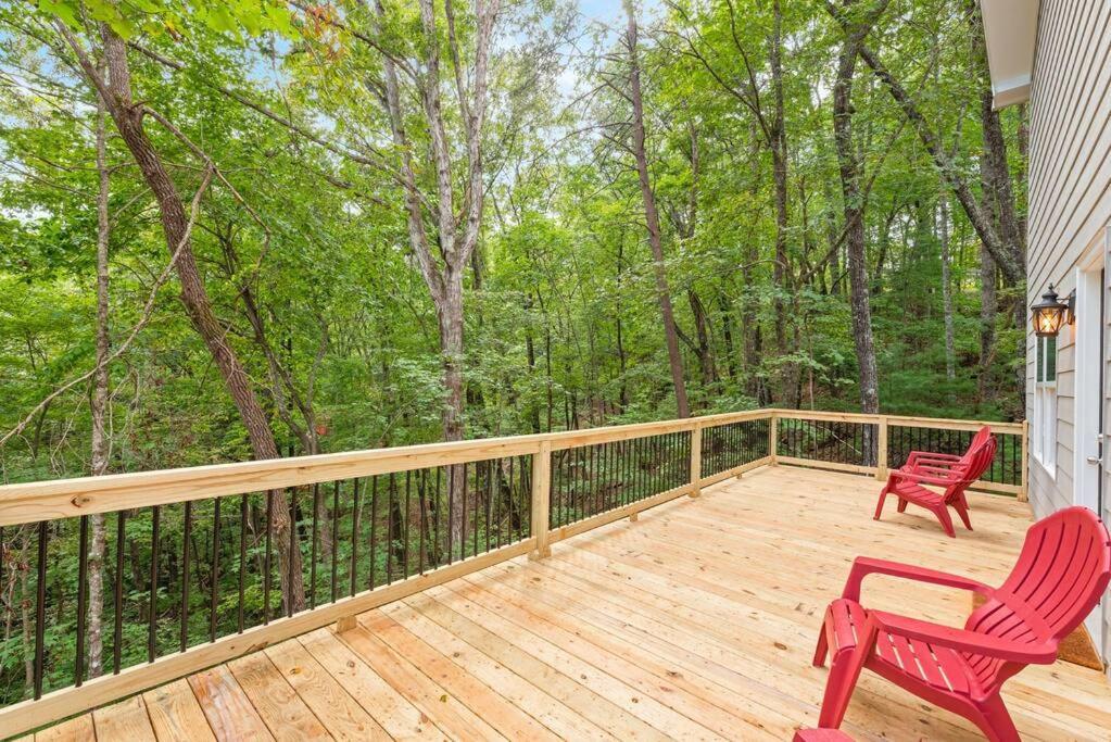 Holiday home Cozy Yonah Mountain View In Downtown