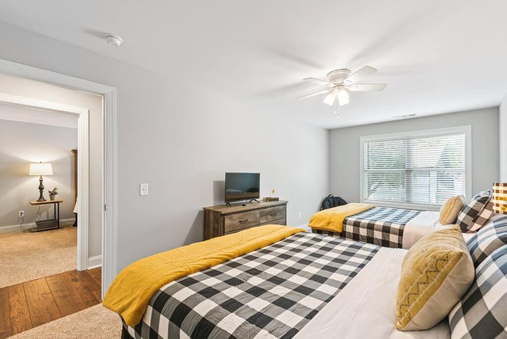 Holiday home Cozy Yonah Mountain View In Downtown *