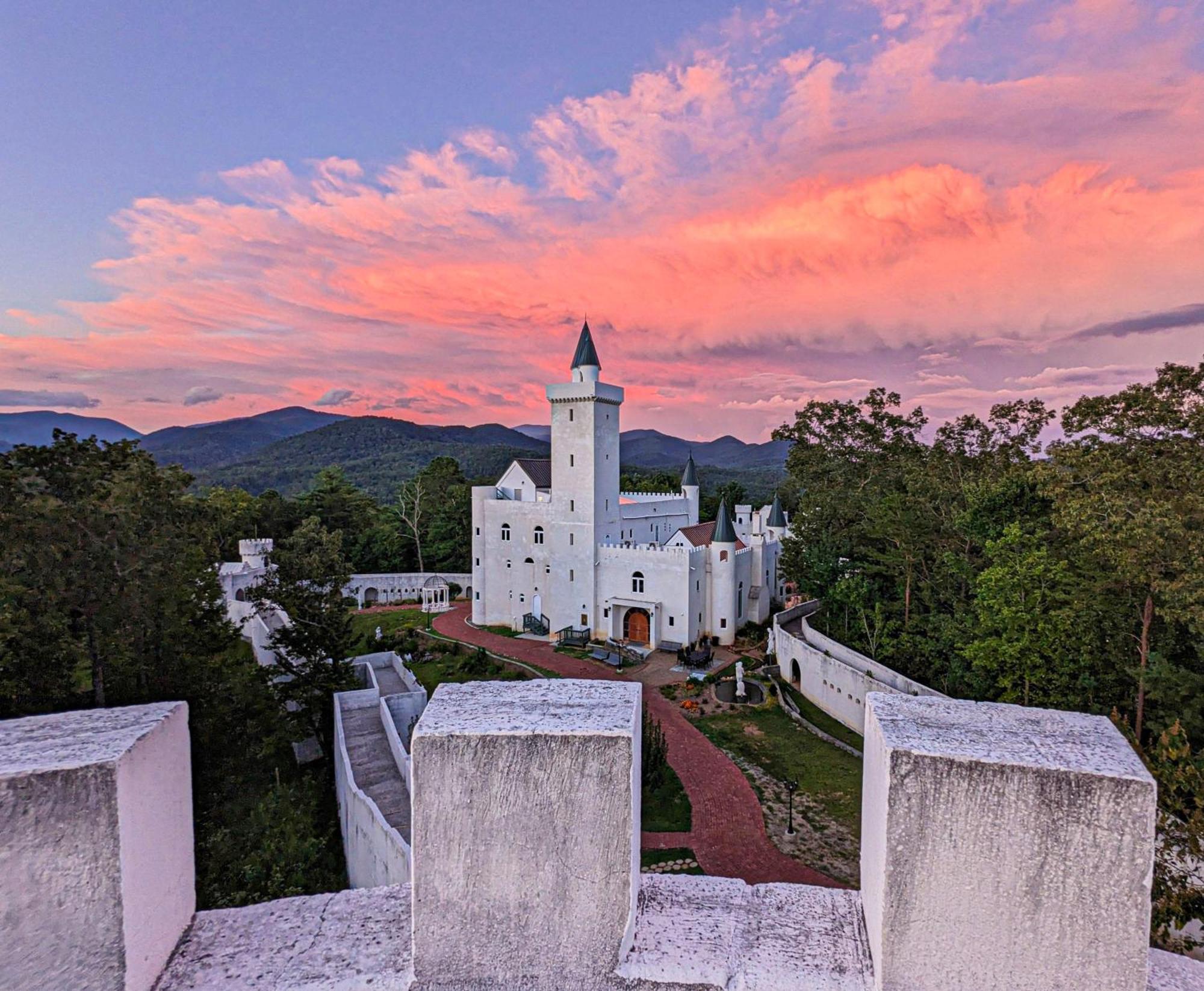 Bed & Breakfast Uhuburg Castle *