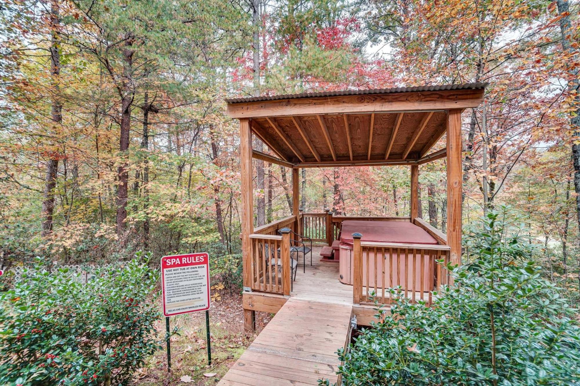 Spacious In With Porch And Balcony! *