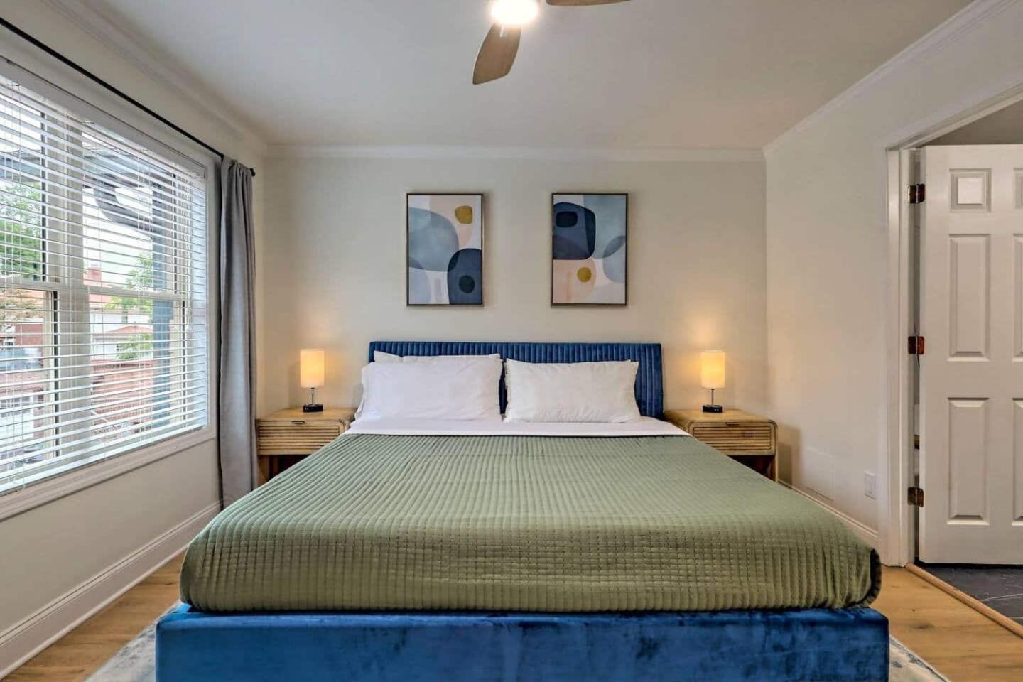 Downtown Walk To Shops And Restaurants Holiday home *