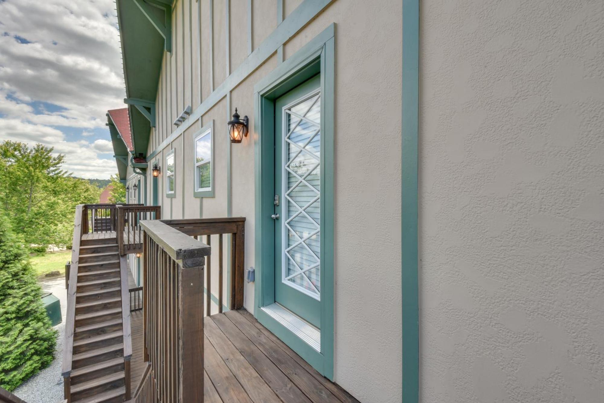 1 Block To Main St And River Downtown Apartment
