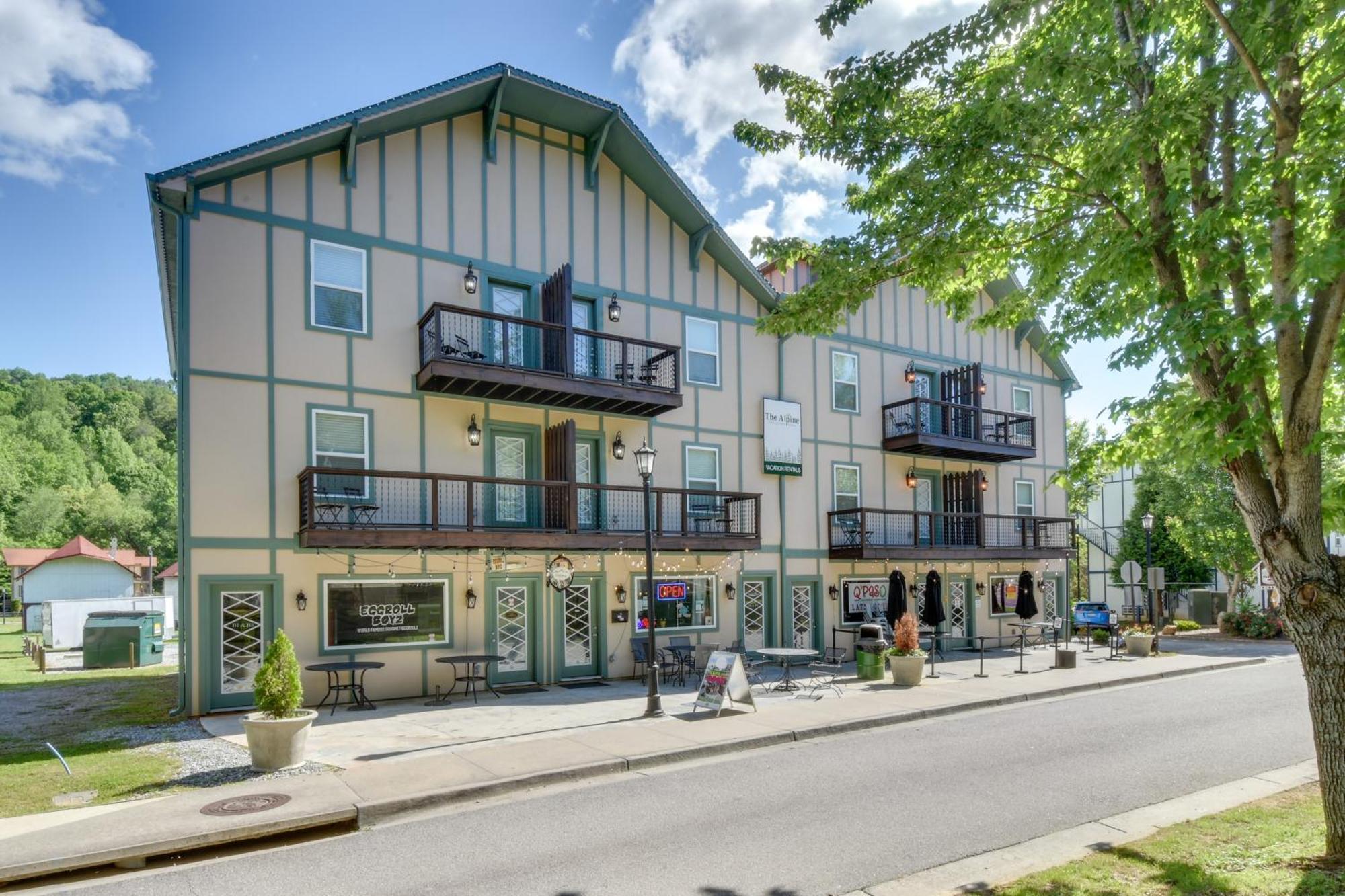 1 Block To Main St And River Downtown Apartment Helen