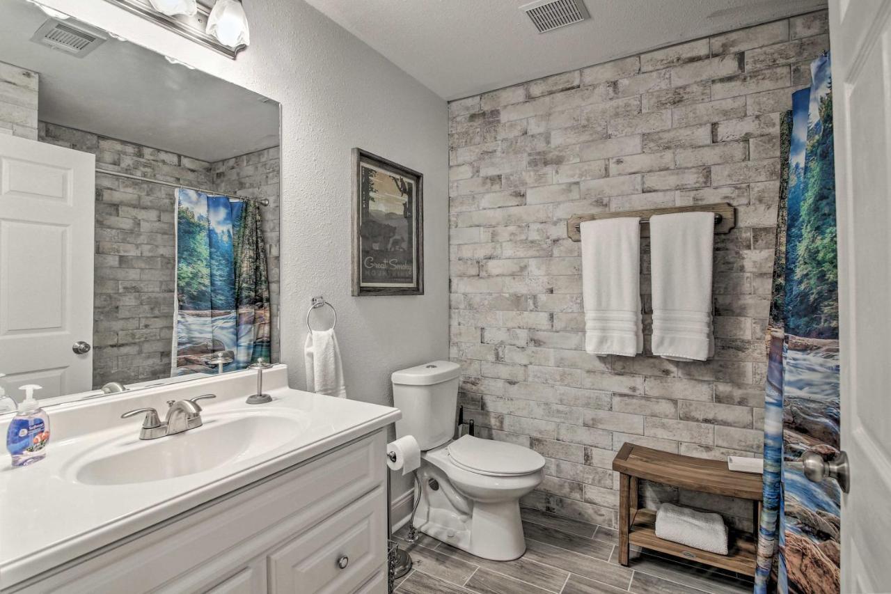 Townhome, Walk To Chattahoochee River! *