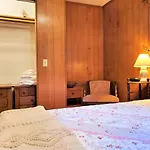 Mountain Laurel Cottage At Hearthstone Cabins And Camping - Pet Friendly