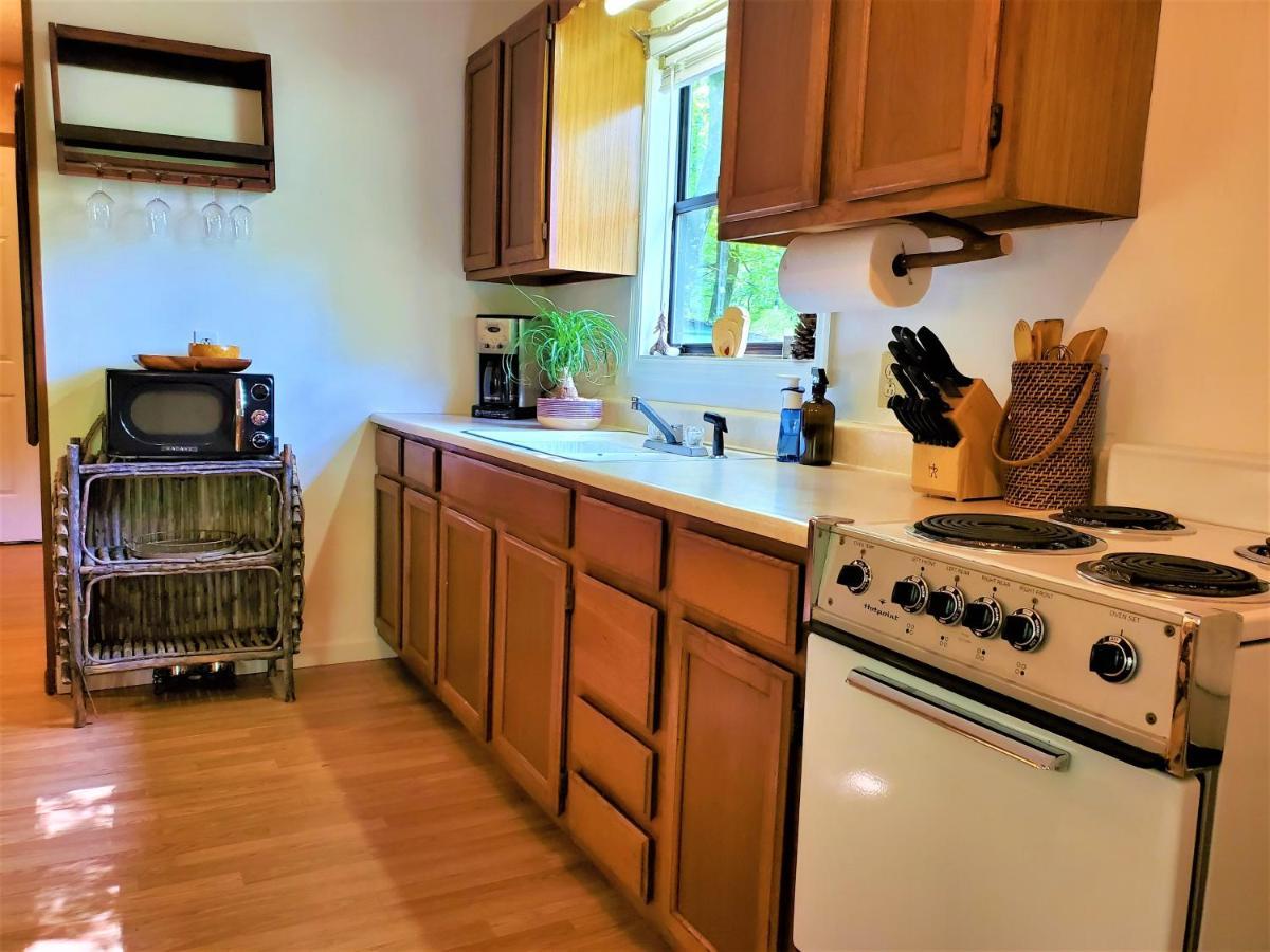 Mountain Laurel At Hearthstone And - Pet Friendly Holiday home Helen