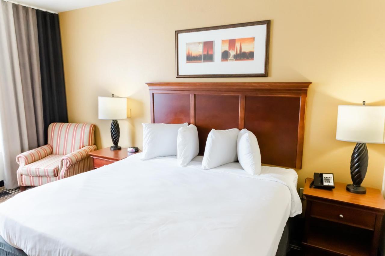 Country & By Radisson, Helen, Ga 3* Helen