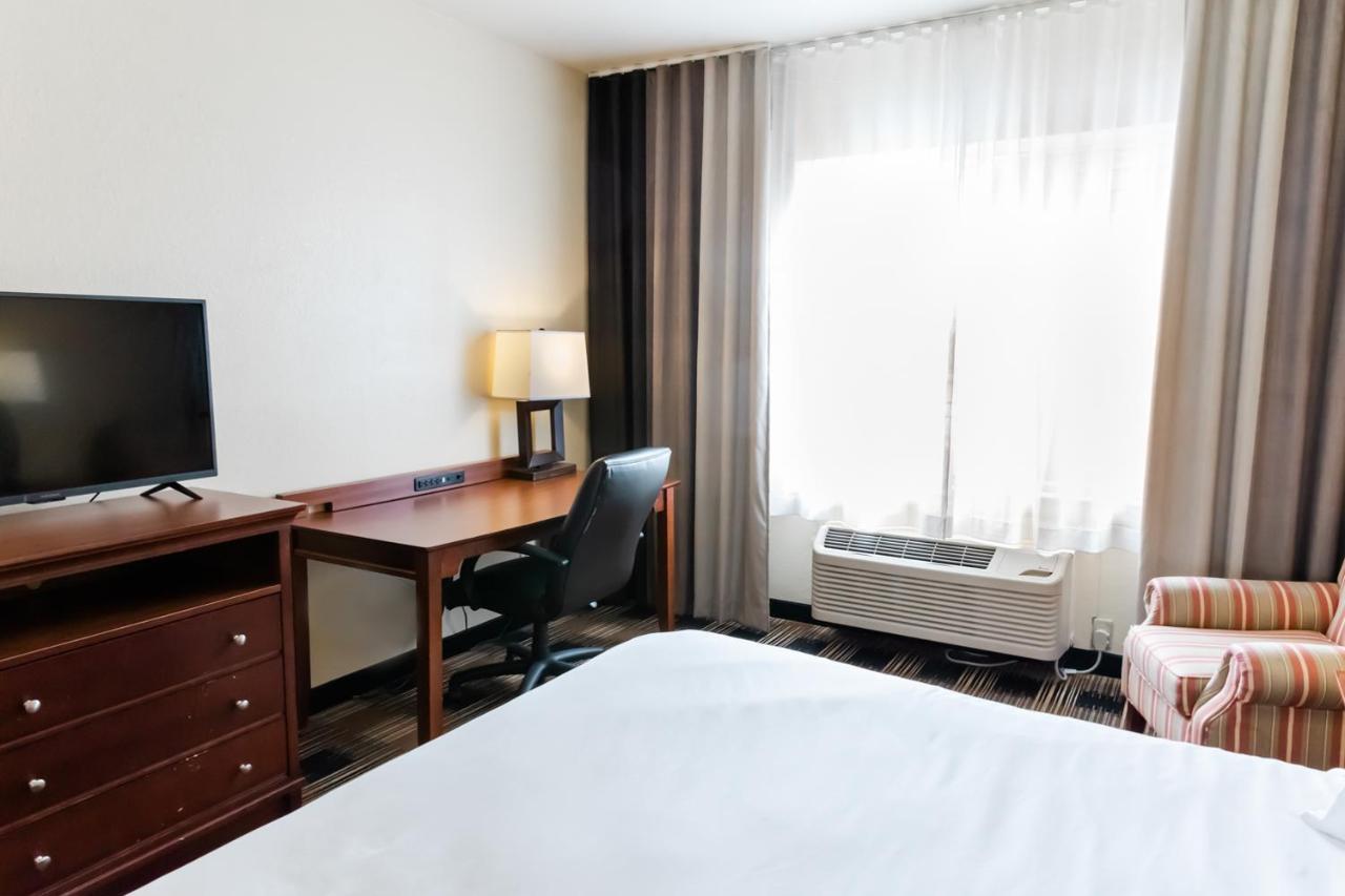 Country & By Radisson, Helen, Ga 3* Helen