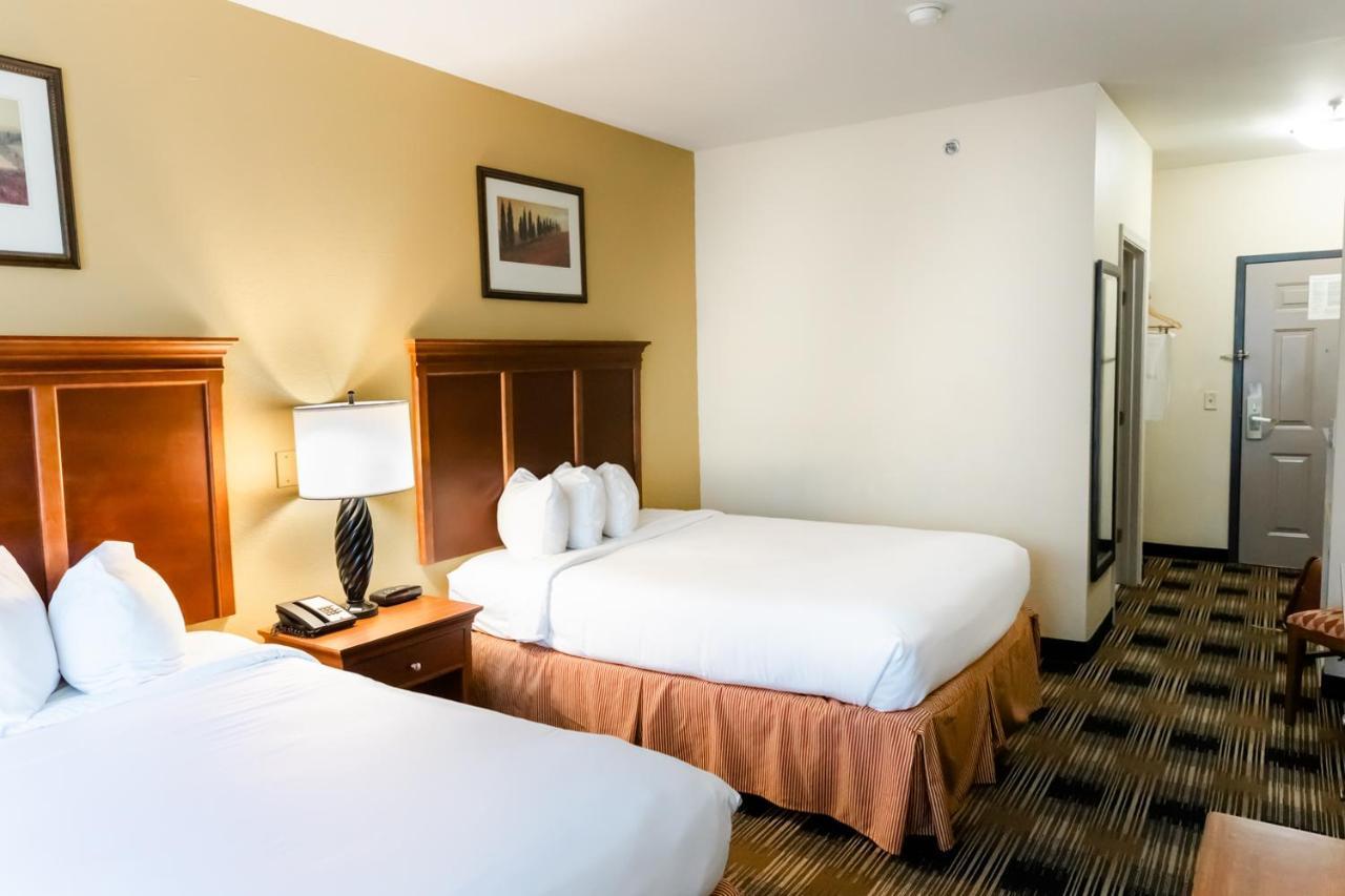 Country & By Radisson, Helen, Ga 3*