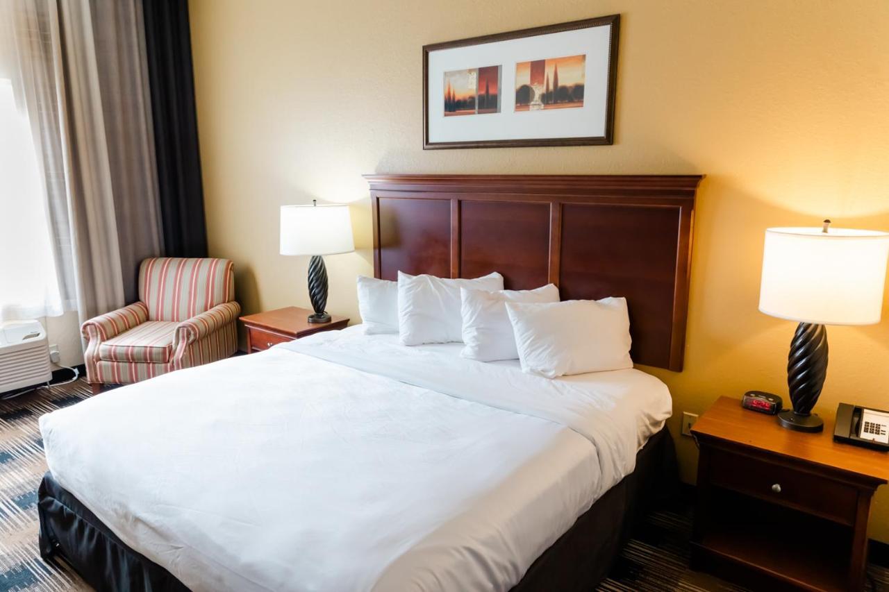 Hotel Country & By Radisson, Helen, Ga
