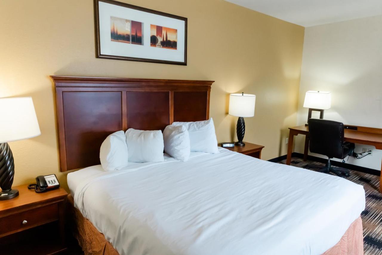 Country & By Radisson, Helen, Ga 3* Helen