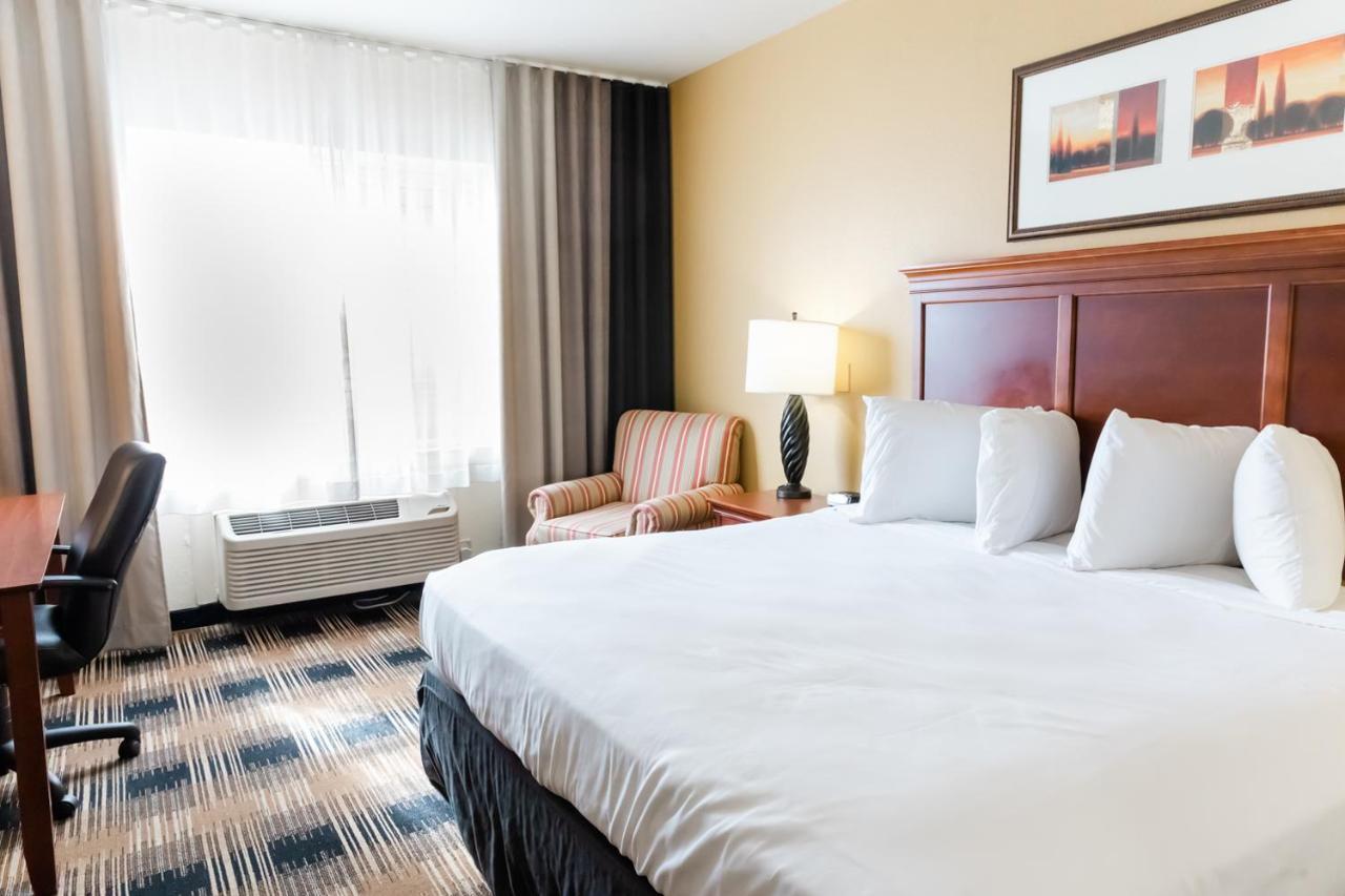 Country & By Radisson, Helen, Ga Hotel 3*