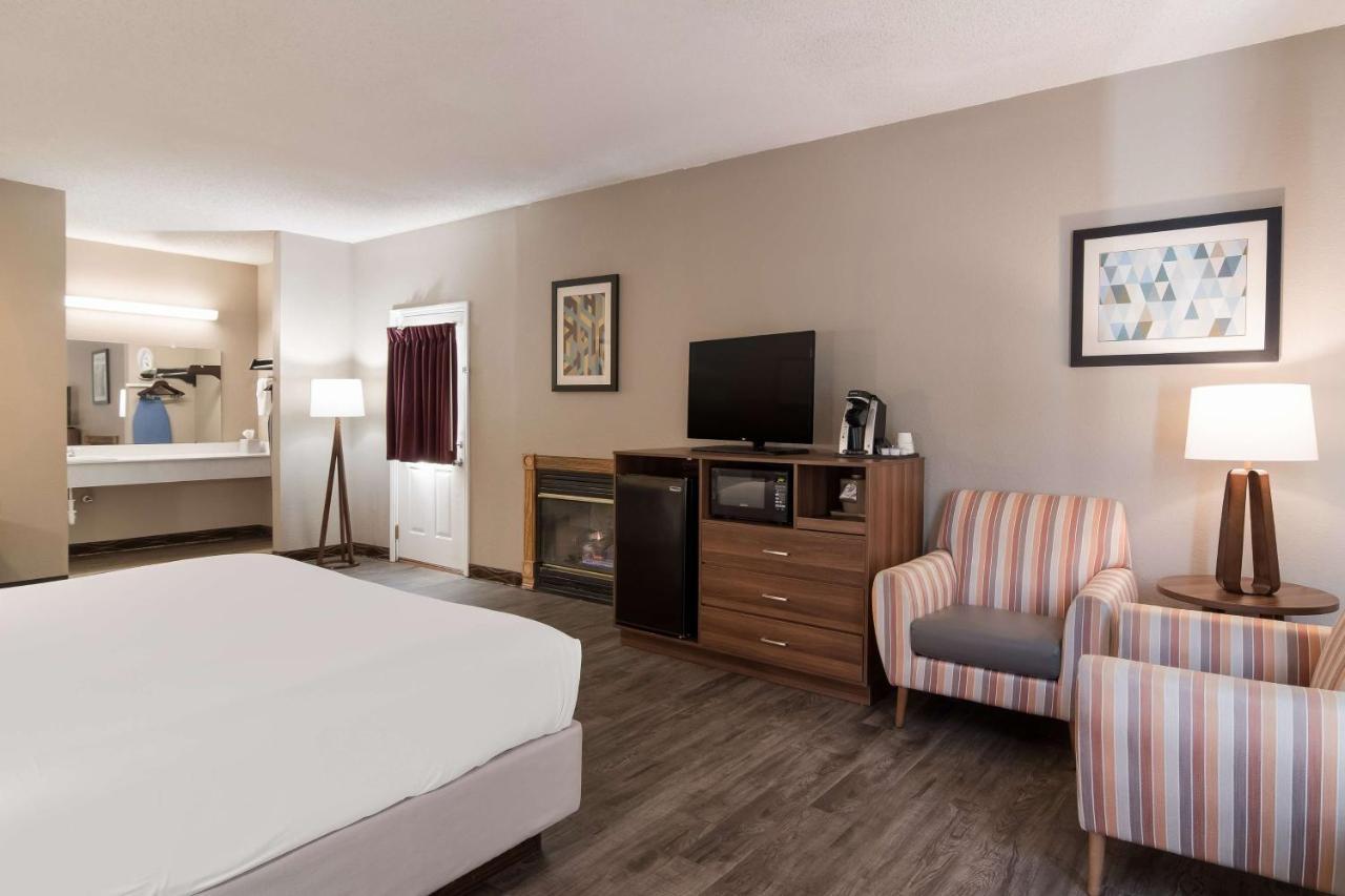 Hotel Surestay By Western Downtown