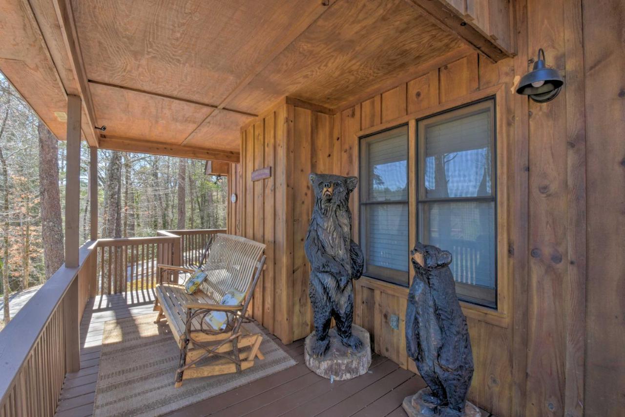 With Deck And Hot Tub Less Than Half Mi To Main St *