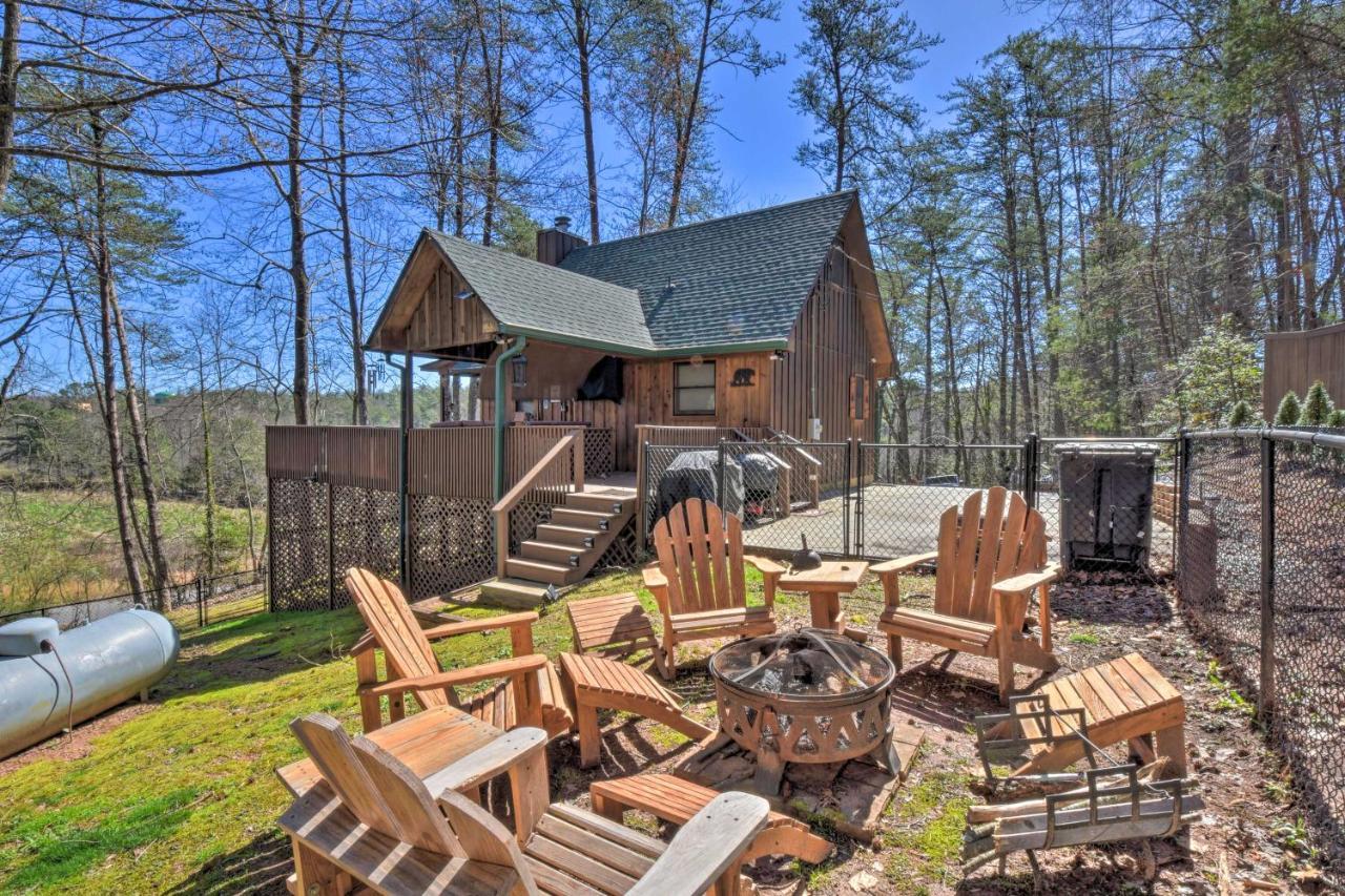 Holiday home With Deck And Hot Tub Less Than Half Mi To Main St