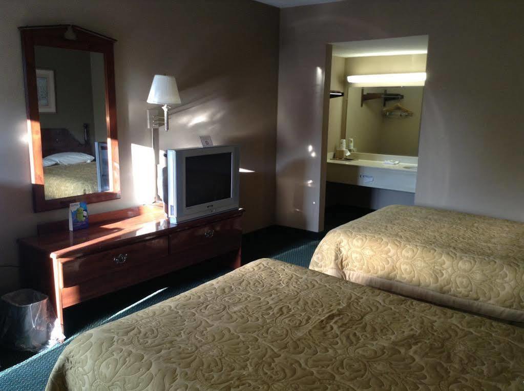 Surestay By Western Downtown Hotel